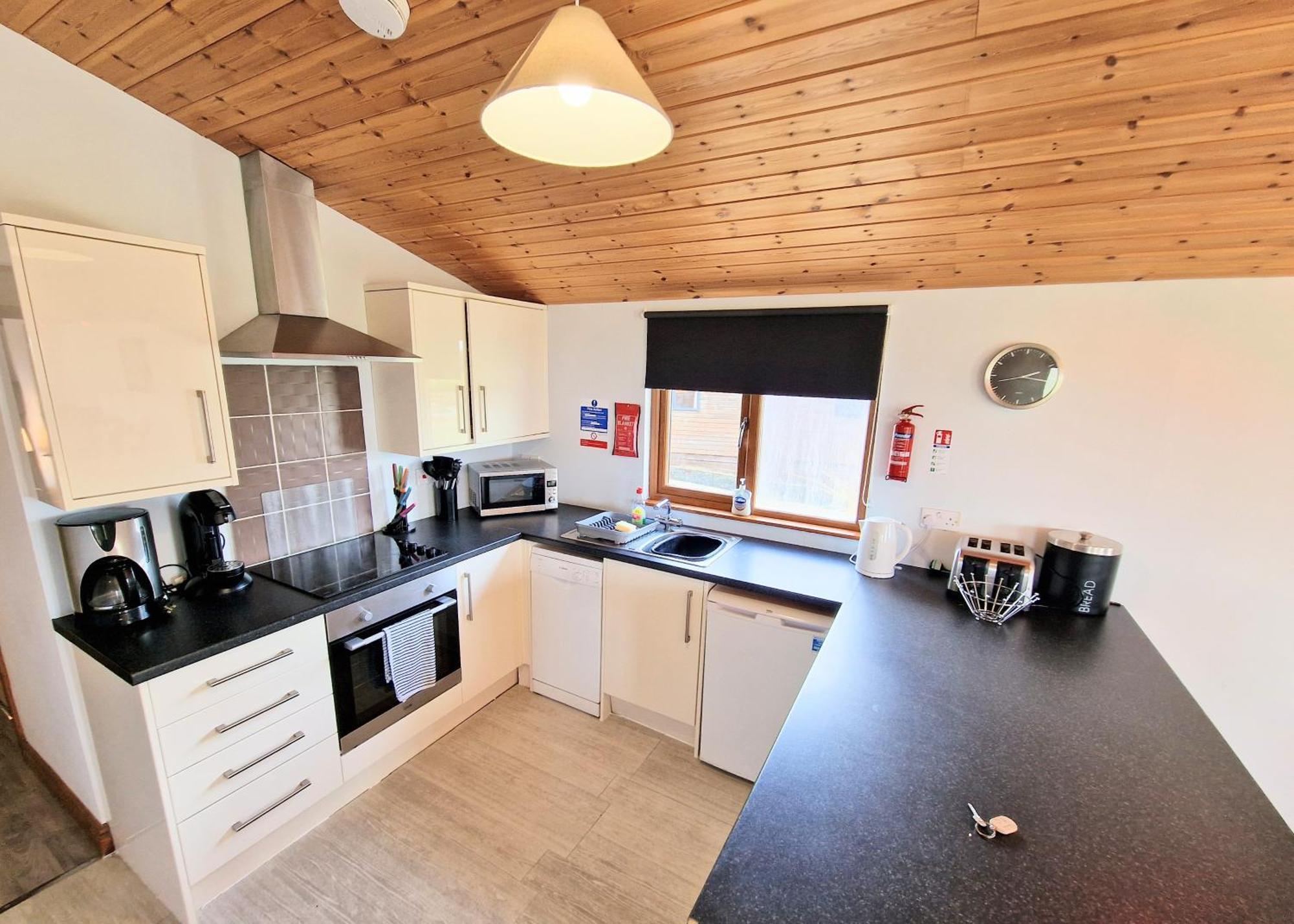 Villa Torridon 12 With Private Hot Tub - Fife - Loch Leven - Lomond Hills Kelty Esterno foto